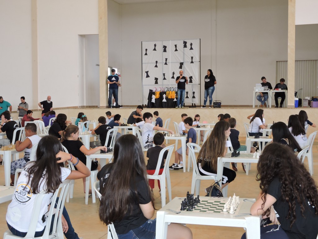 Colégio Objetivo DF realiza 1º Festival Interno de Xadrez - Jornal