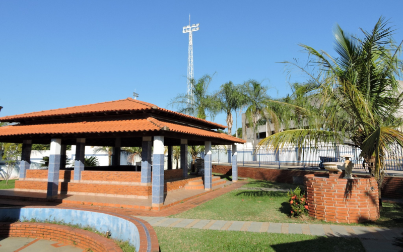 Sindicato reabre clube de campo para associados